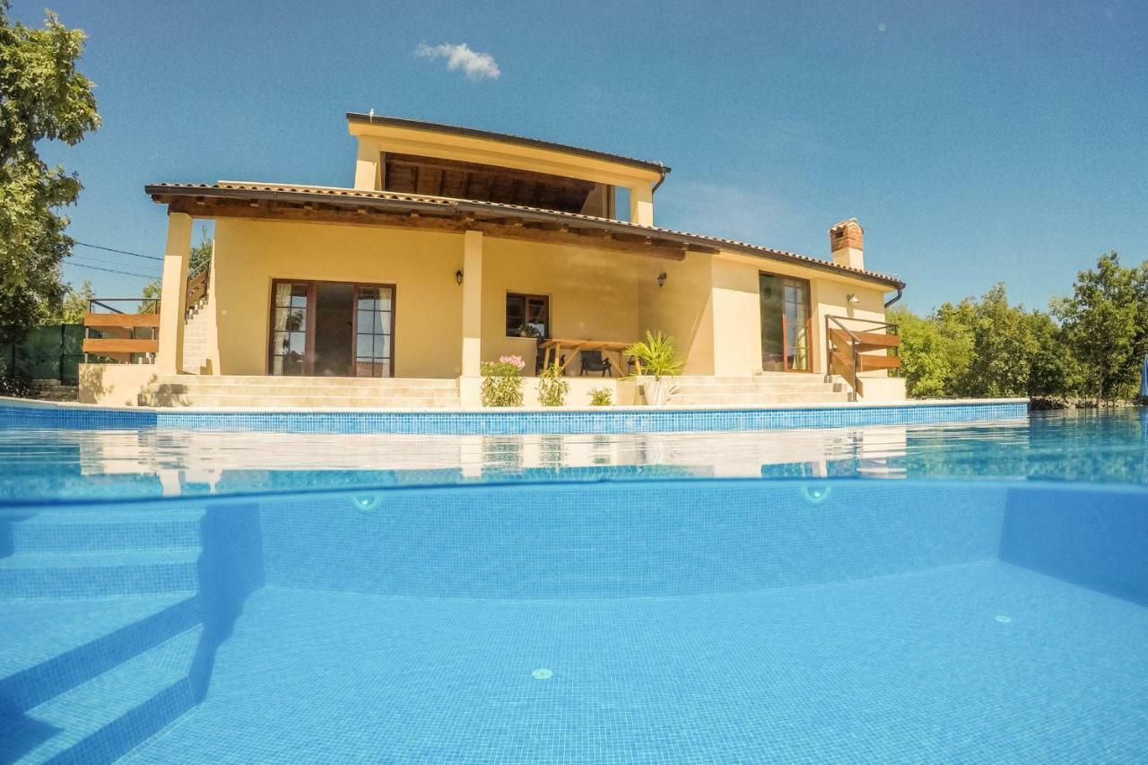 Villa Nabucco Kras Εξωτερικό φωτογραφία