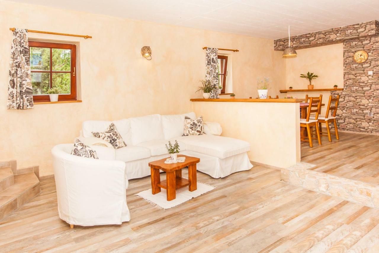 Villa Nabucco Kras Εξωτερικό φωτογραφία